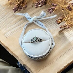 NWOT Laboradite Ring